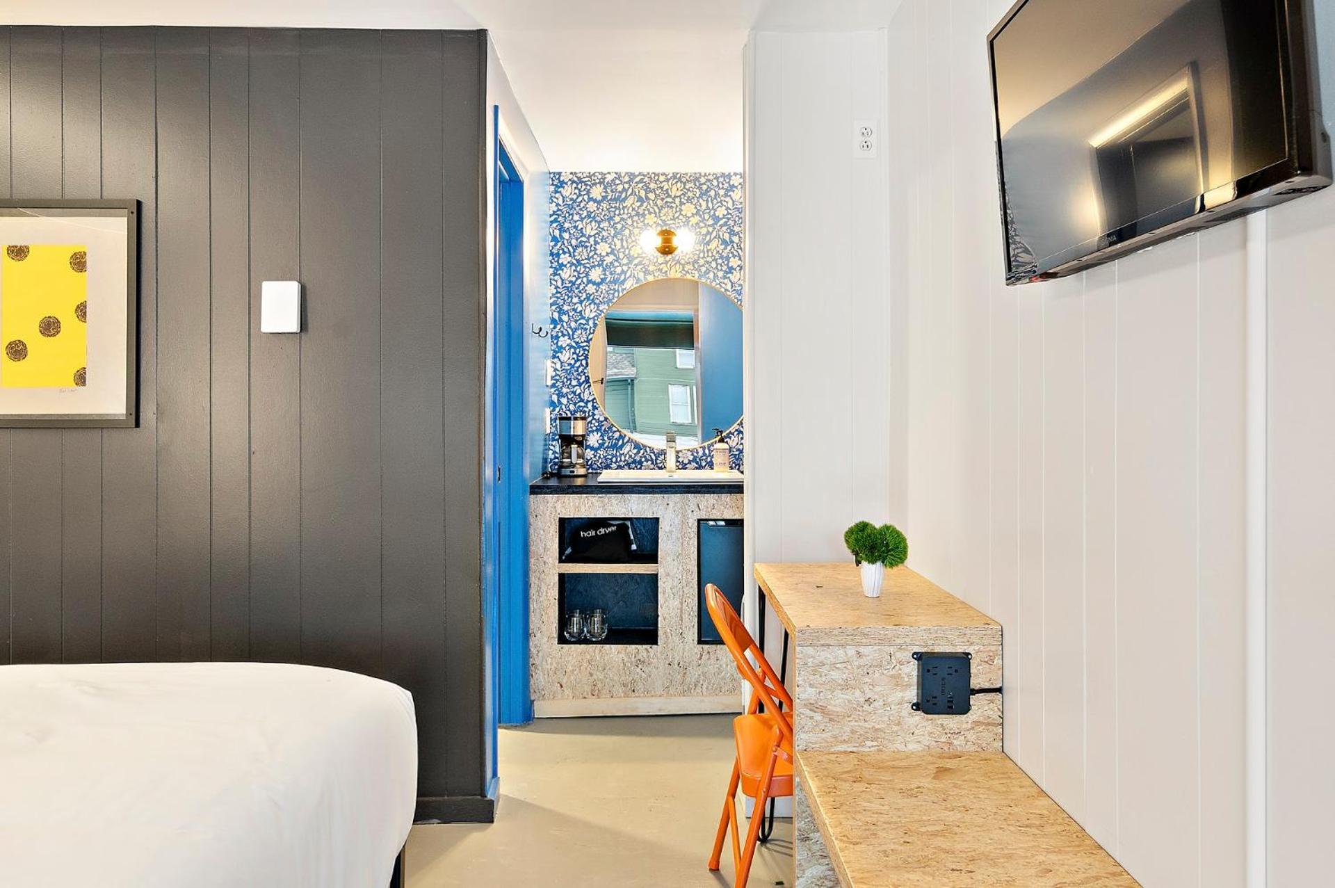 The Brooks Motel Hillsdale Экстерьер фото